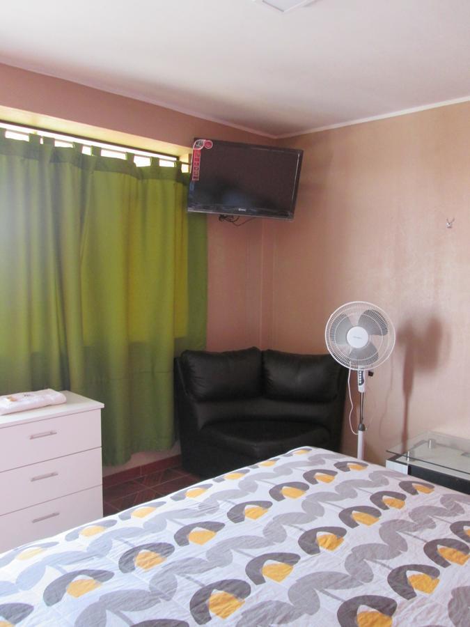 Hostal Caprichos Huacho Luaran gambar