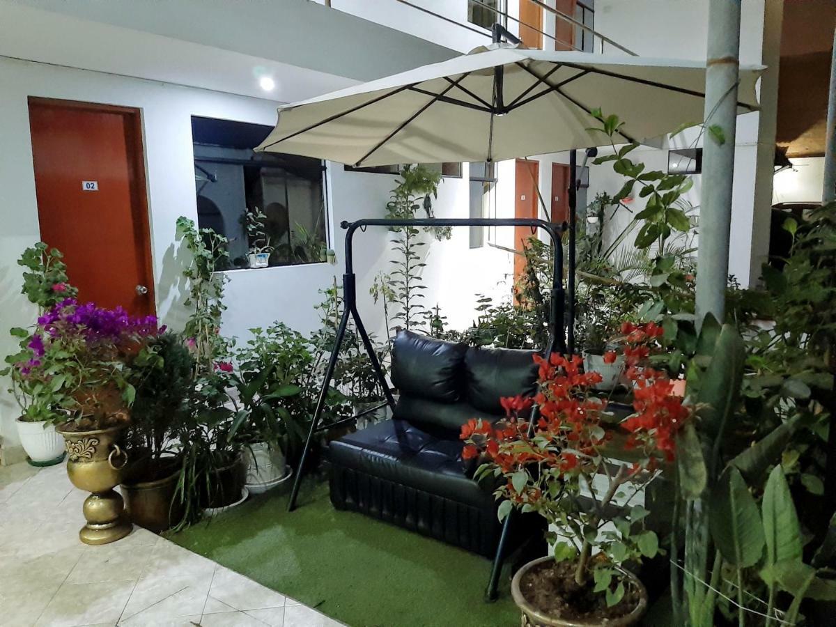 Hostal Caprichos Huacho Luaran gambar
