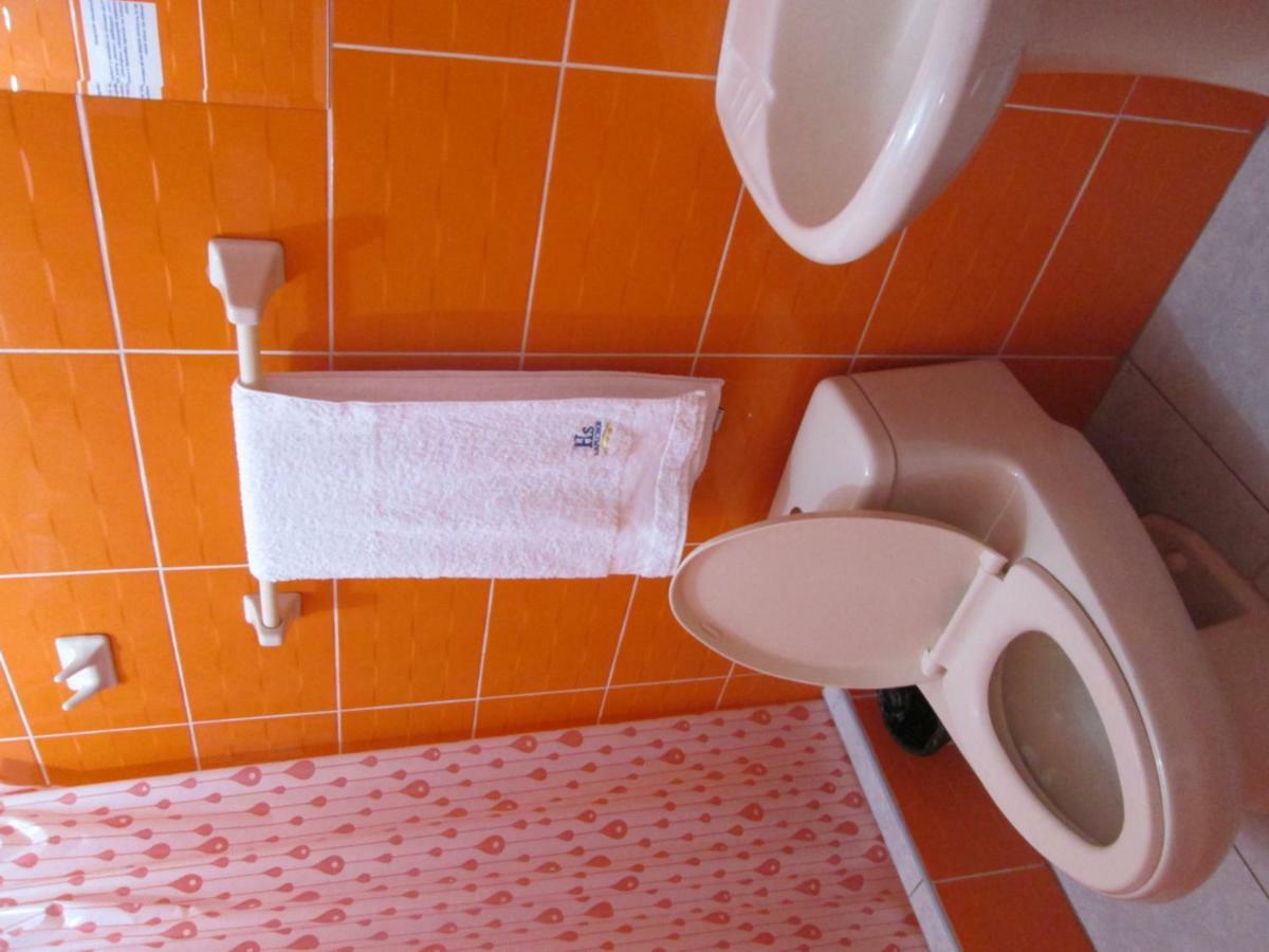 Hostal Caprichos Huacho Luaran gambar
